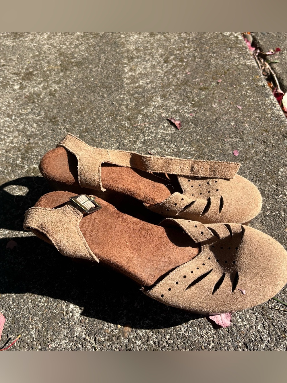 White Mountain Tan Suede Slingback Clog Sandals